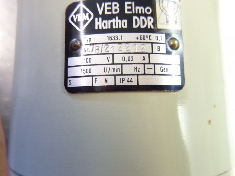 DC motor VEM MFCa 132M1-F01( MFCa132M1-F01 )  TGL 29993 ( TGL29993 ) Tachogenerator: ELMO HARTHA Typ 1633.1 Fremdbelüftung: ELMO BARLEBEN Typ 1255.1 Neu ! photo on Industry-Pilot